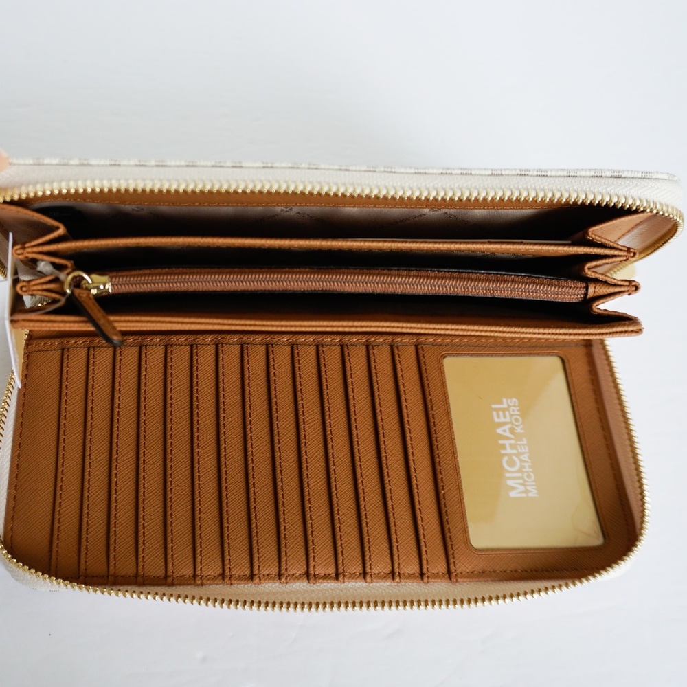 Michael Kors Jet Set XL Zip Around Wallet Vanilla_6